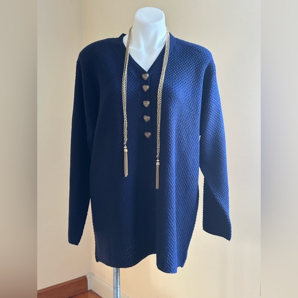 Maggie Lawrence Sweater Large Knit V-Neck Blue Gold Heart Buttons Sz 22/… - Picture 1 of 14